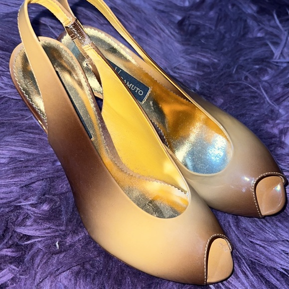Vince Camaro Patent Ombré Slingback Heels - Picture 5 of 6